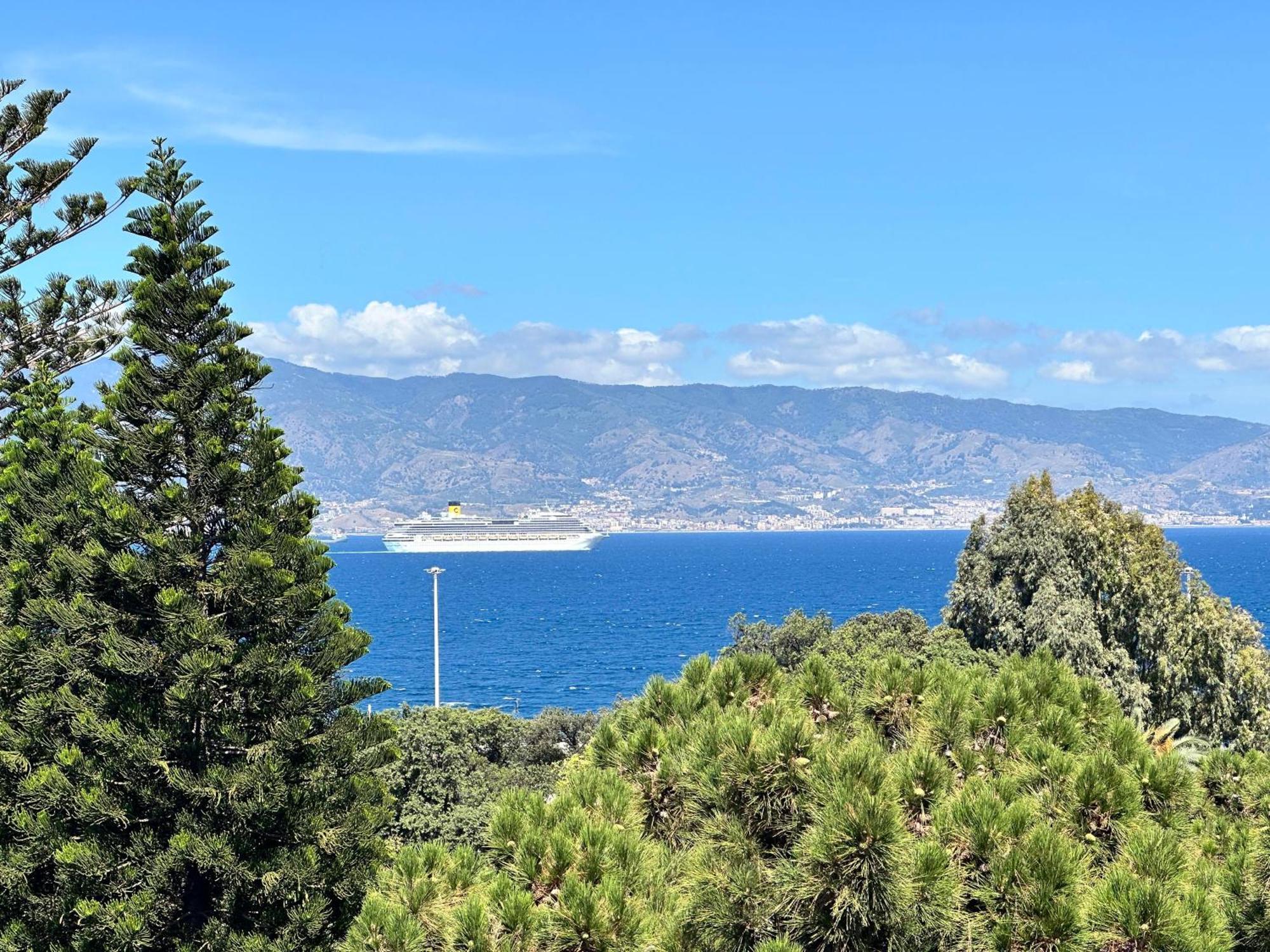 Sunset Guest House Reggio di Calabria Dış mekan fotoğraf