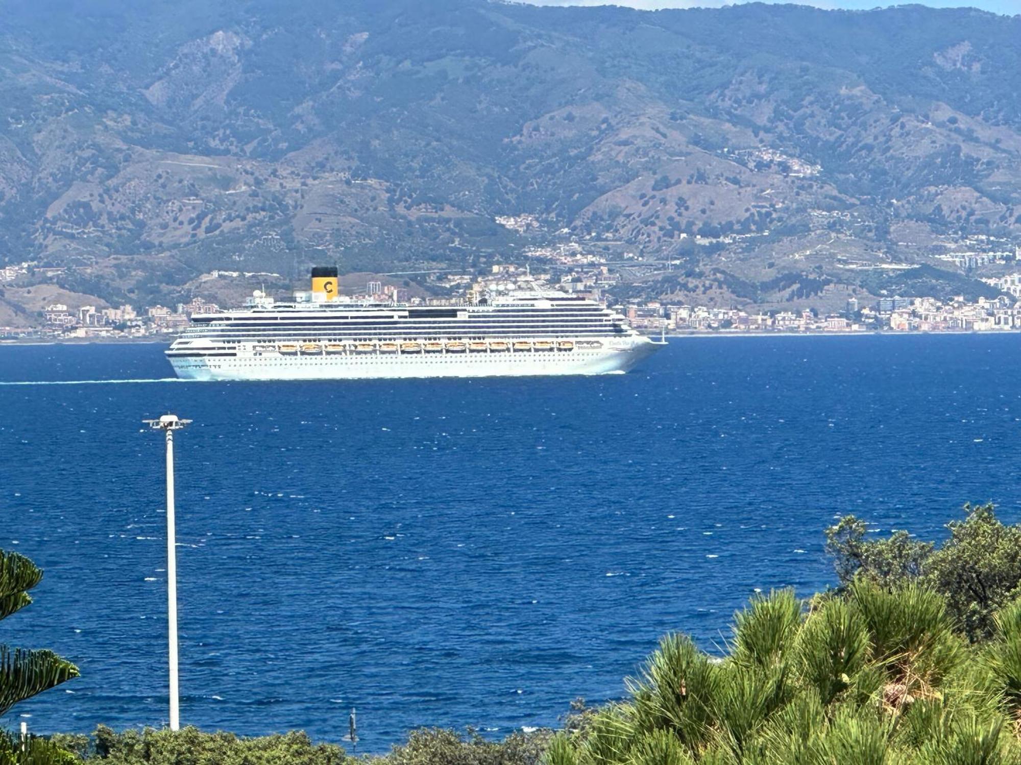 Sunset Guest House Reggio di Calabria Dış mekan fotoğraf