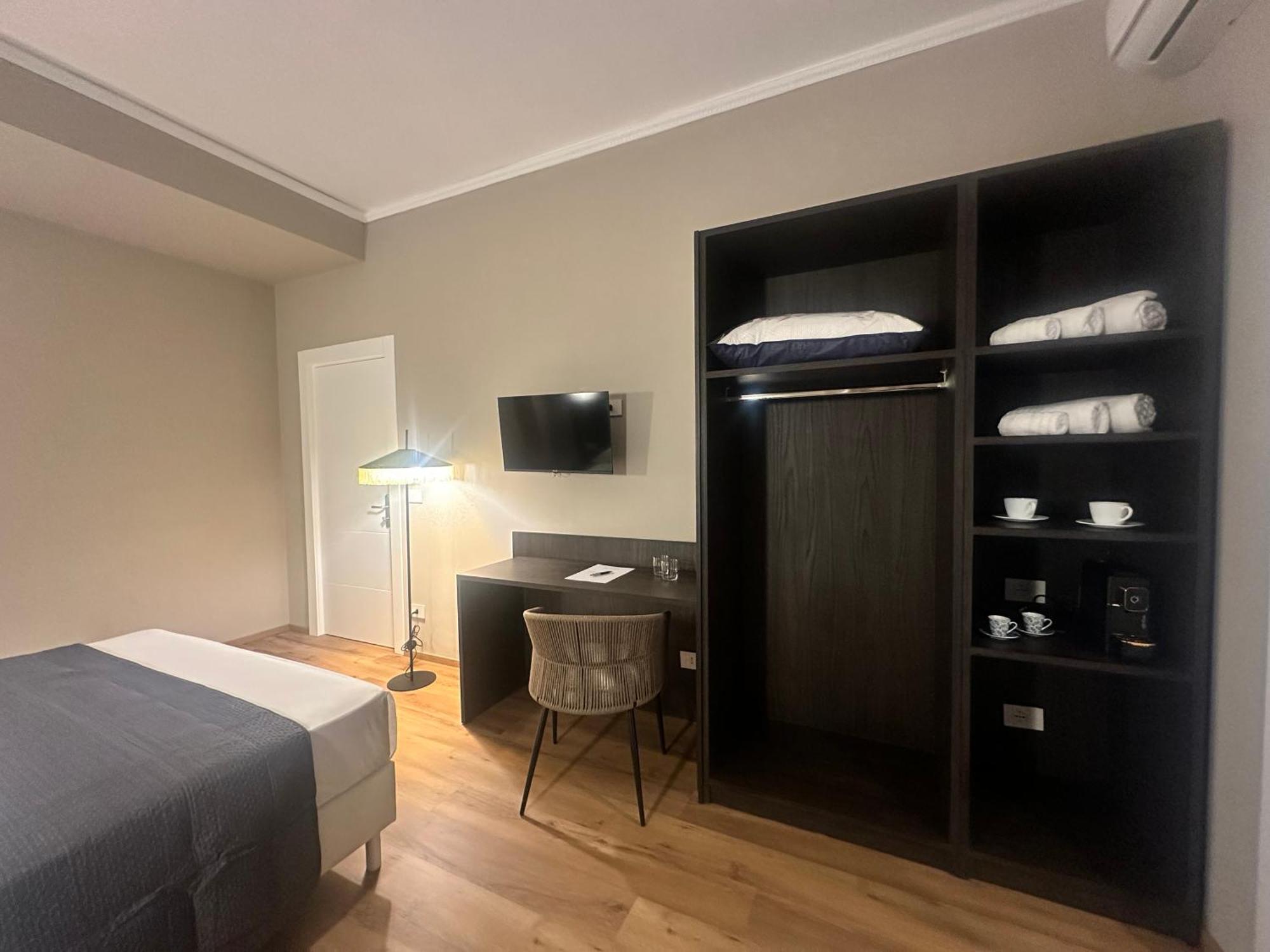 Sunset Guest House Reggio di Calabria Dış mekan fotoğraf